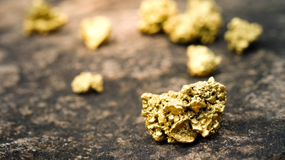 Cómo saber de cuántos quilates es el oro