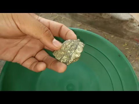 Cómo saber si una piedra tiene oro
